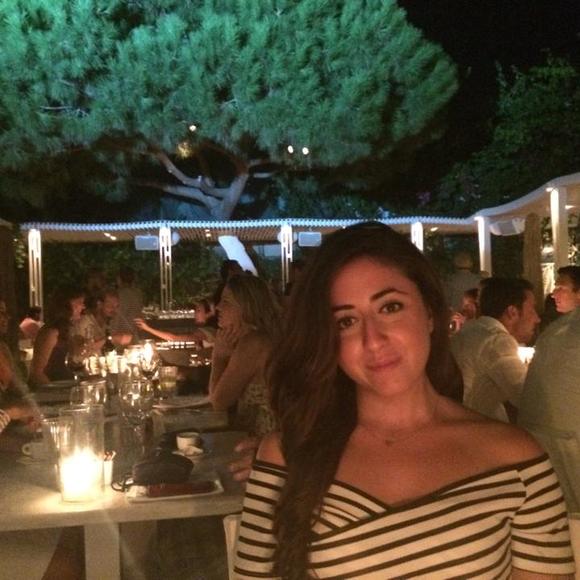 Meet your Posher, Stephanie - Picture 1 of 1